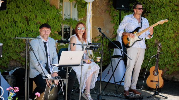 Groupe live pour apéritif de mariage en Provence